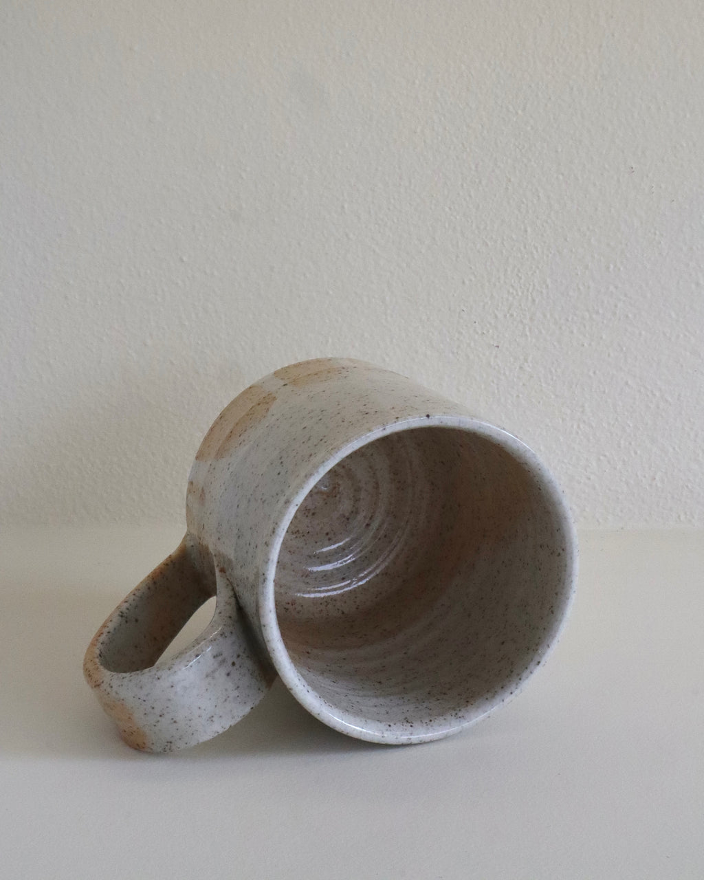 Straight Edge Handmade Mug - Shiny Speckled