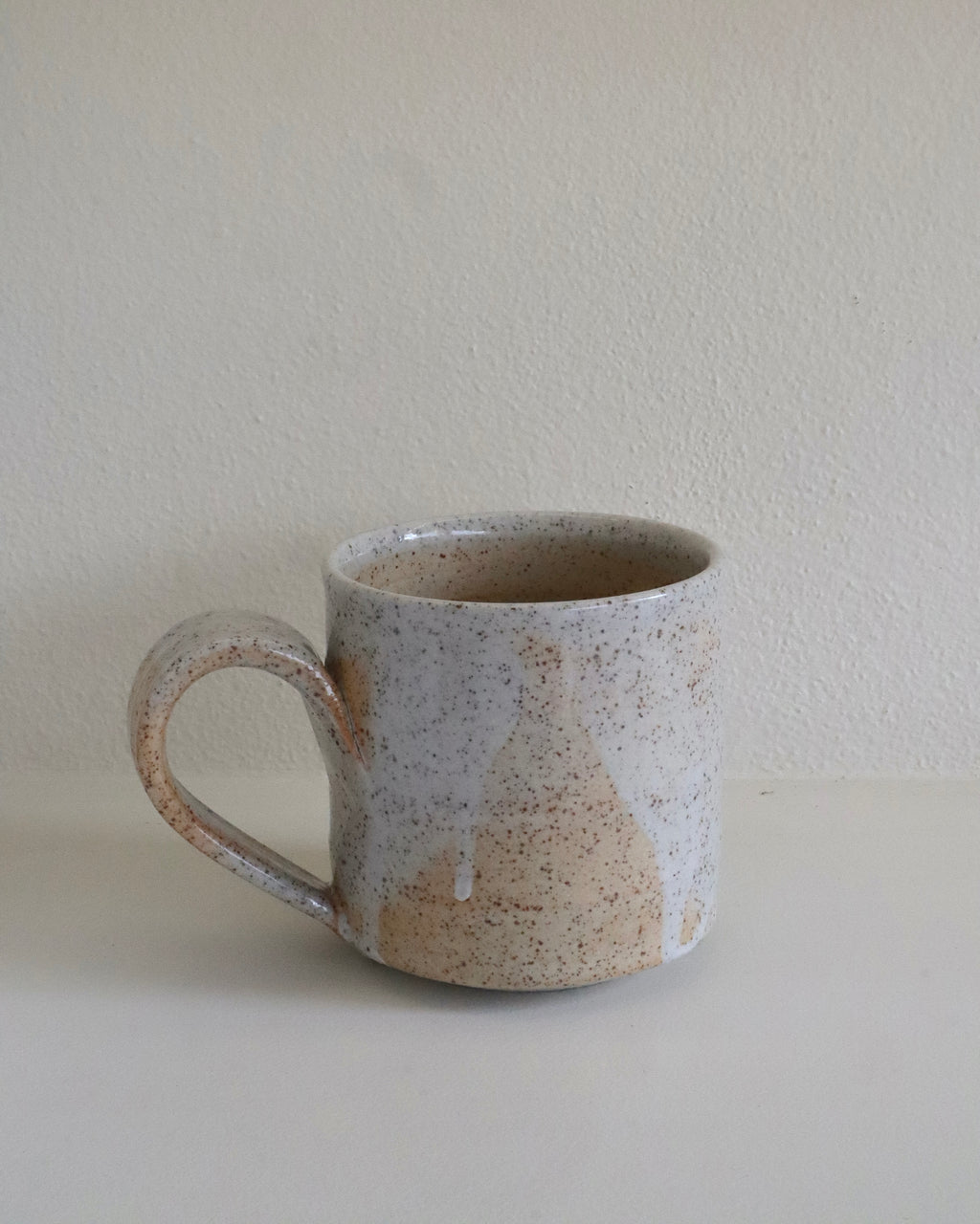 Straight Edge Handmade Mug - Shiny Speckled