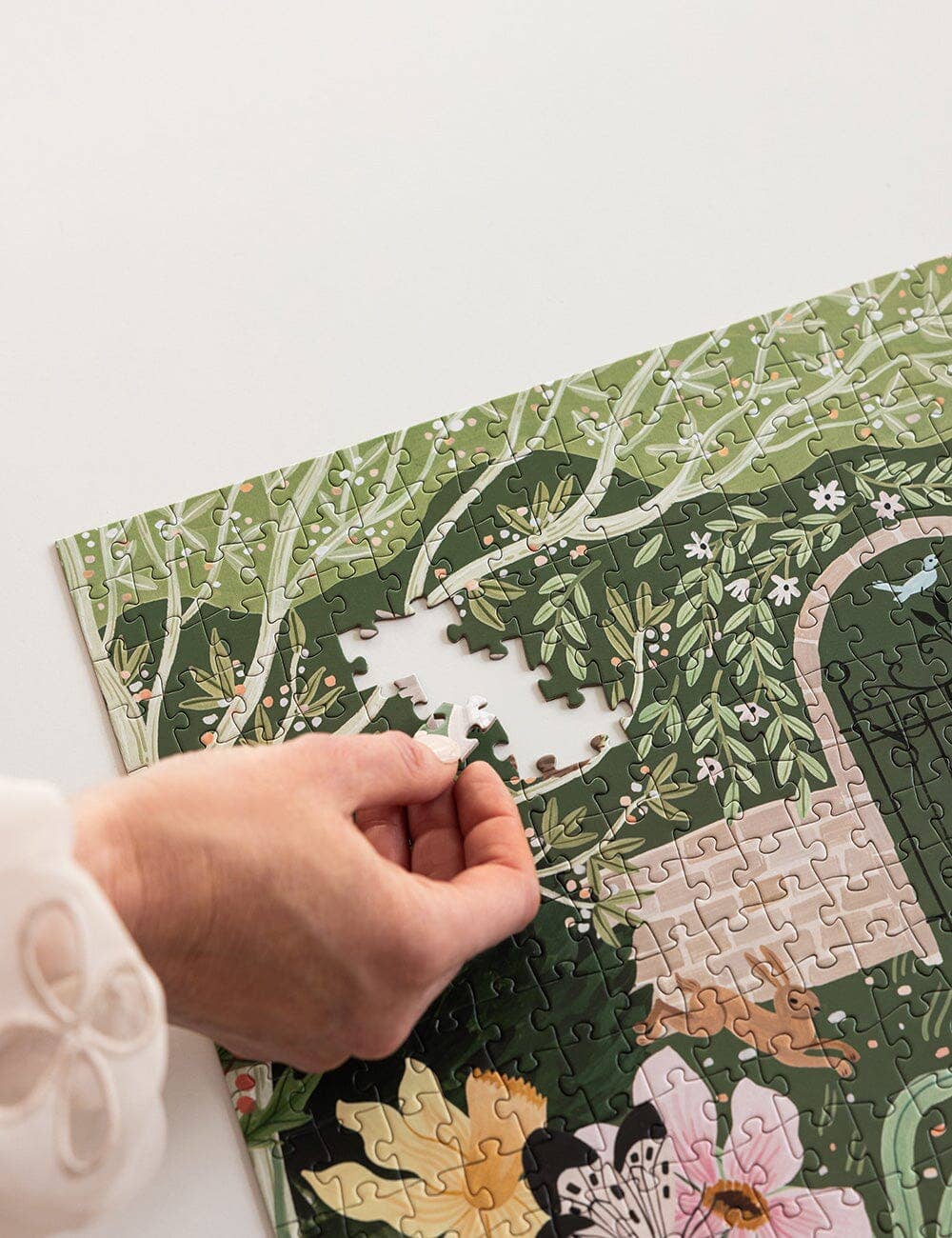 Secret Garden 1000pc Puzzle