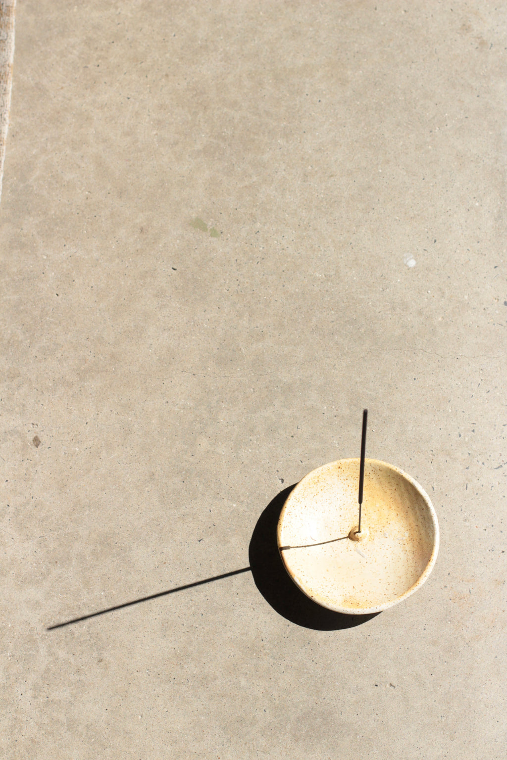 Round Incense Holder