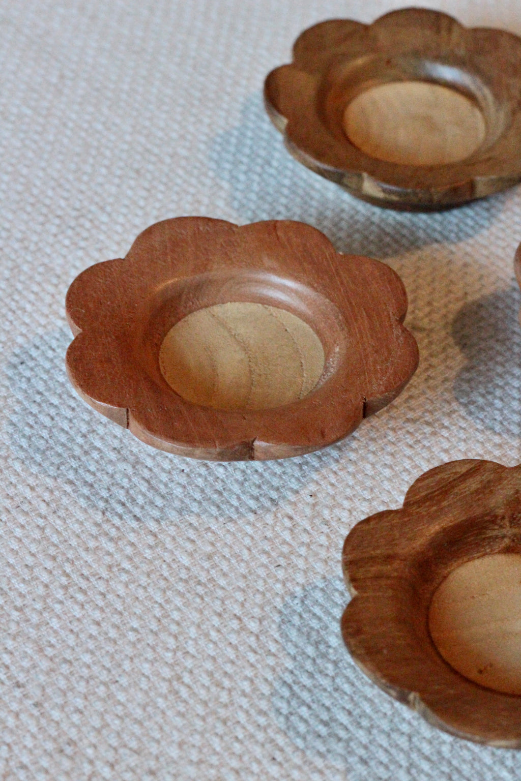 Mini Wooden Scalloped Plate