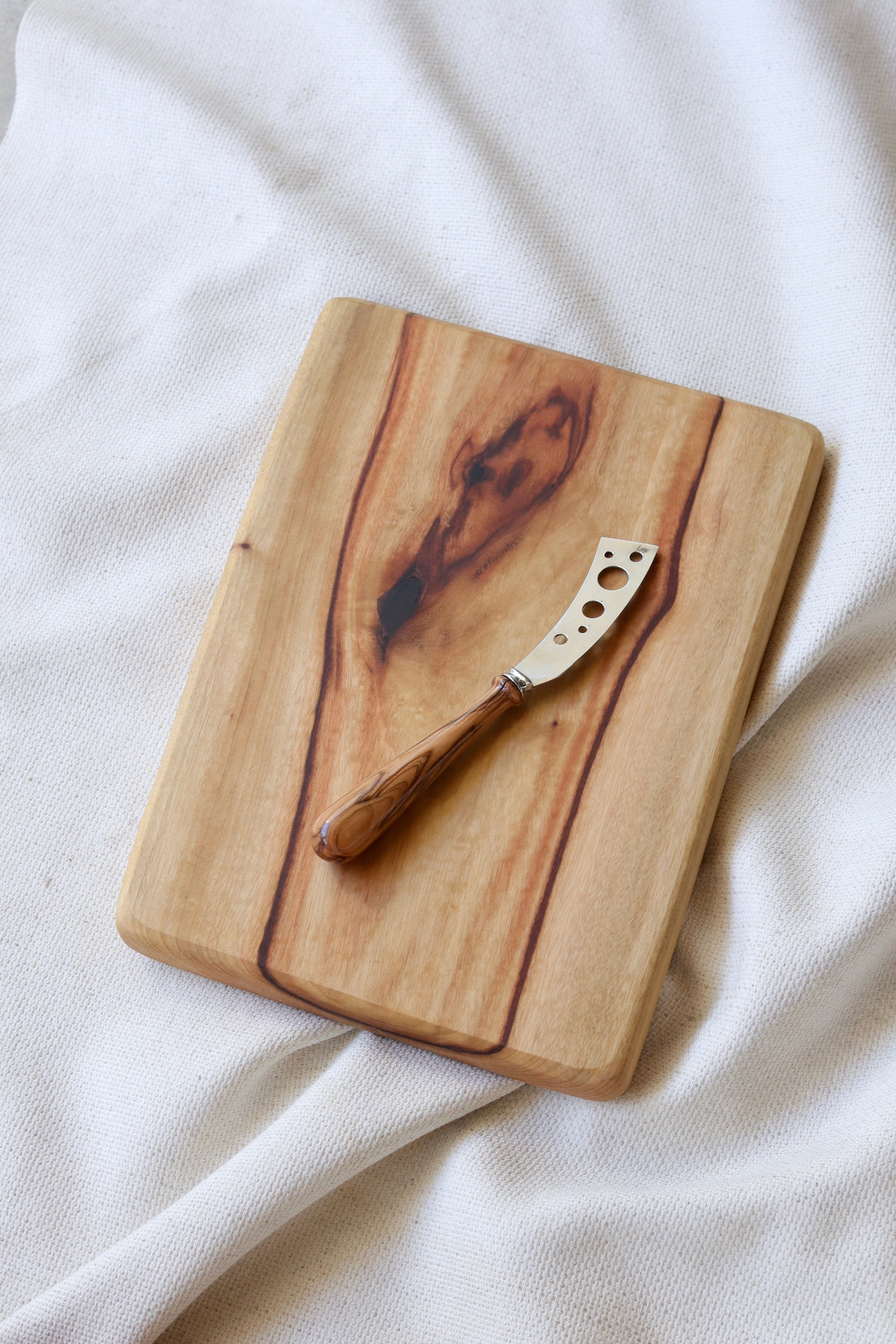 Camphor Chopping Board - Large